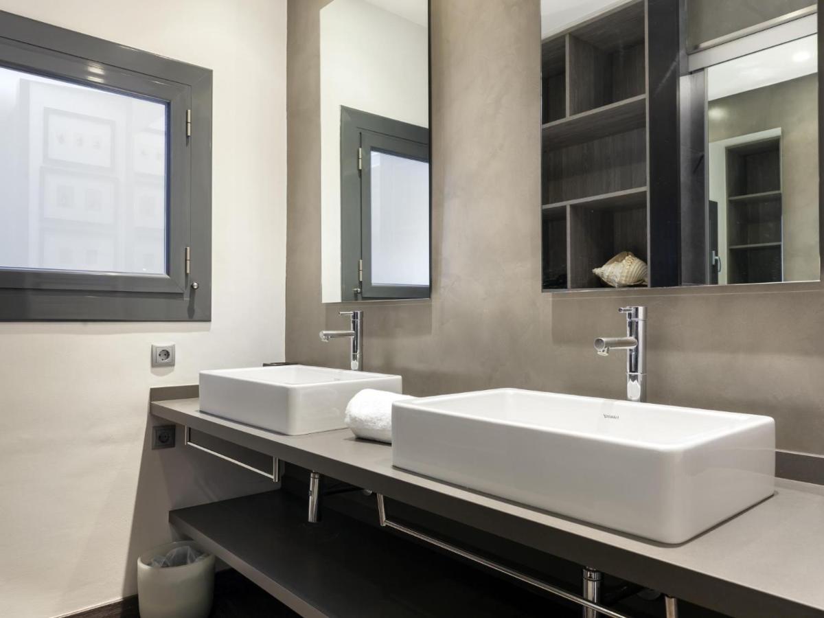 Ferienwohnung Click&Flat Luxury Cabanyes Barcelona Exterior foto